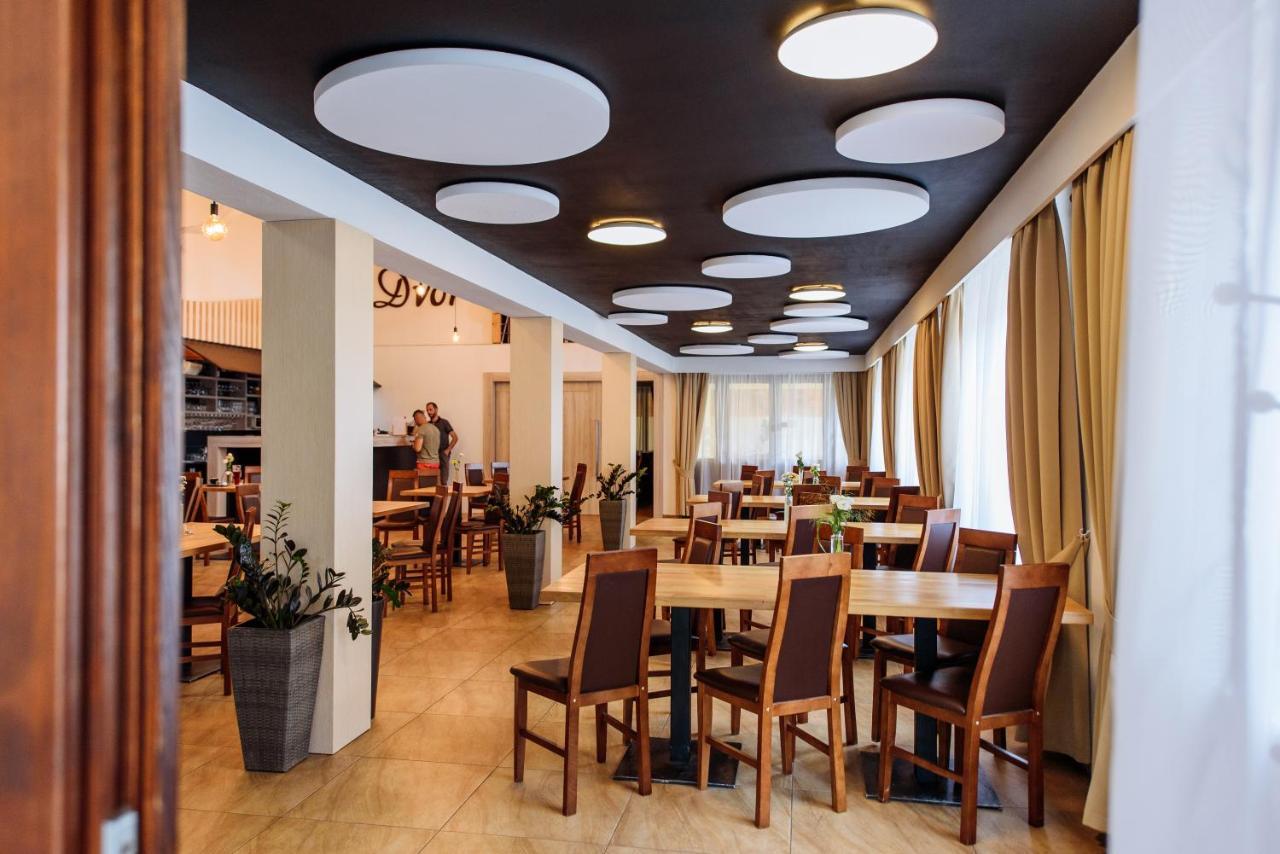Turciansky Dvor Hotel Martin Buitenkant foto
