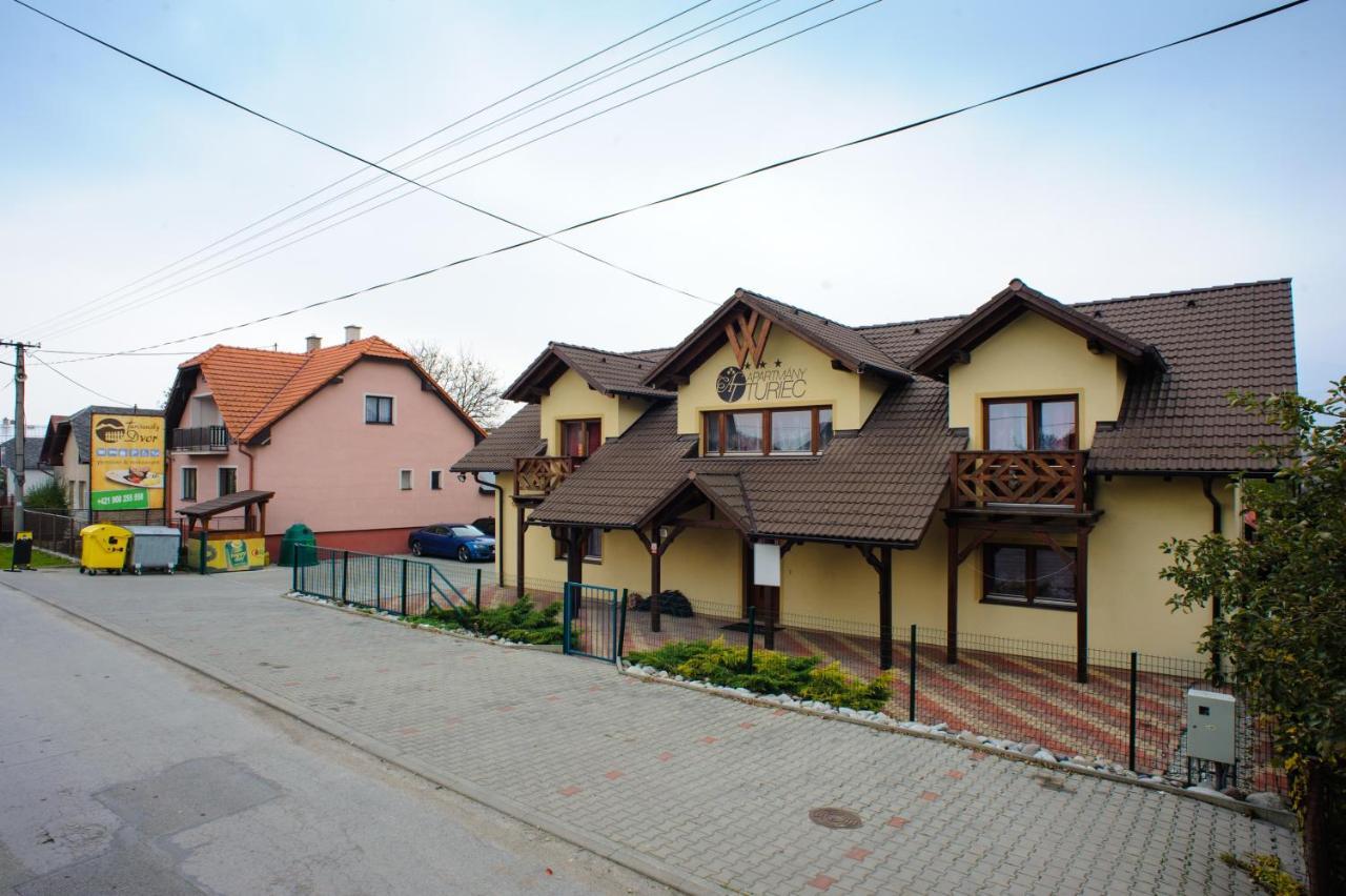 Turciansky Dvor Hotel Martin Buitenkant foto